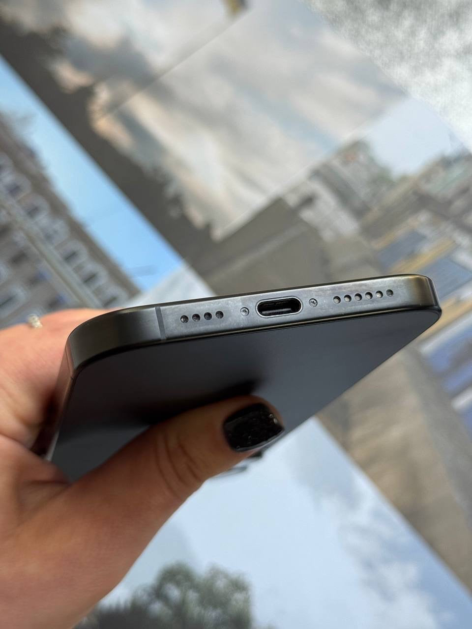 iPhone 16 Pro Max – 256 GB